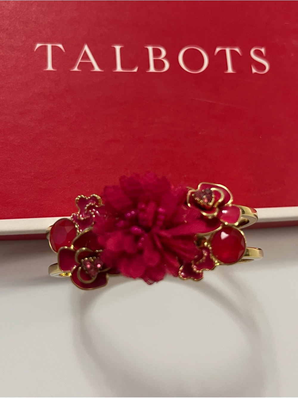 Talbots Hot Pink Floral Bib Necklace with Matching Earrings & Gold Bracelet - Picture 4 of 14